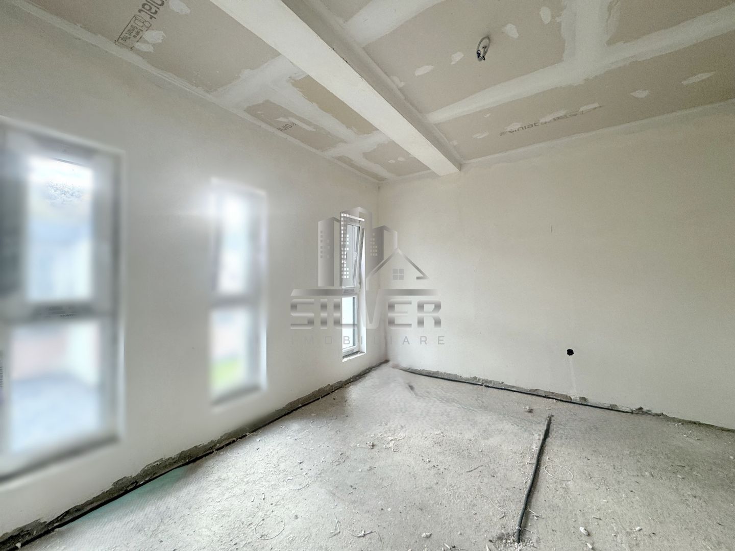 Casa tip triplex in zona Terra. - Poză 10