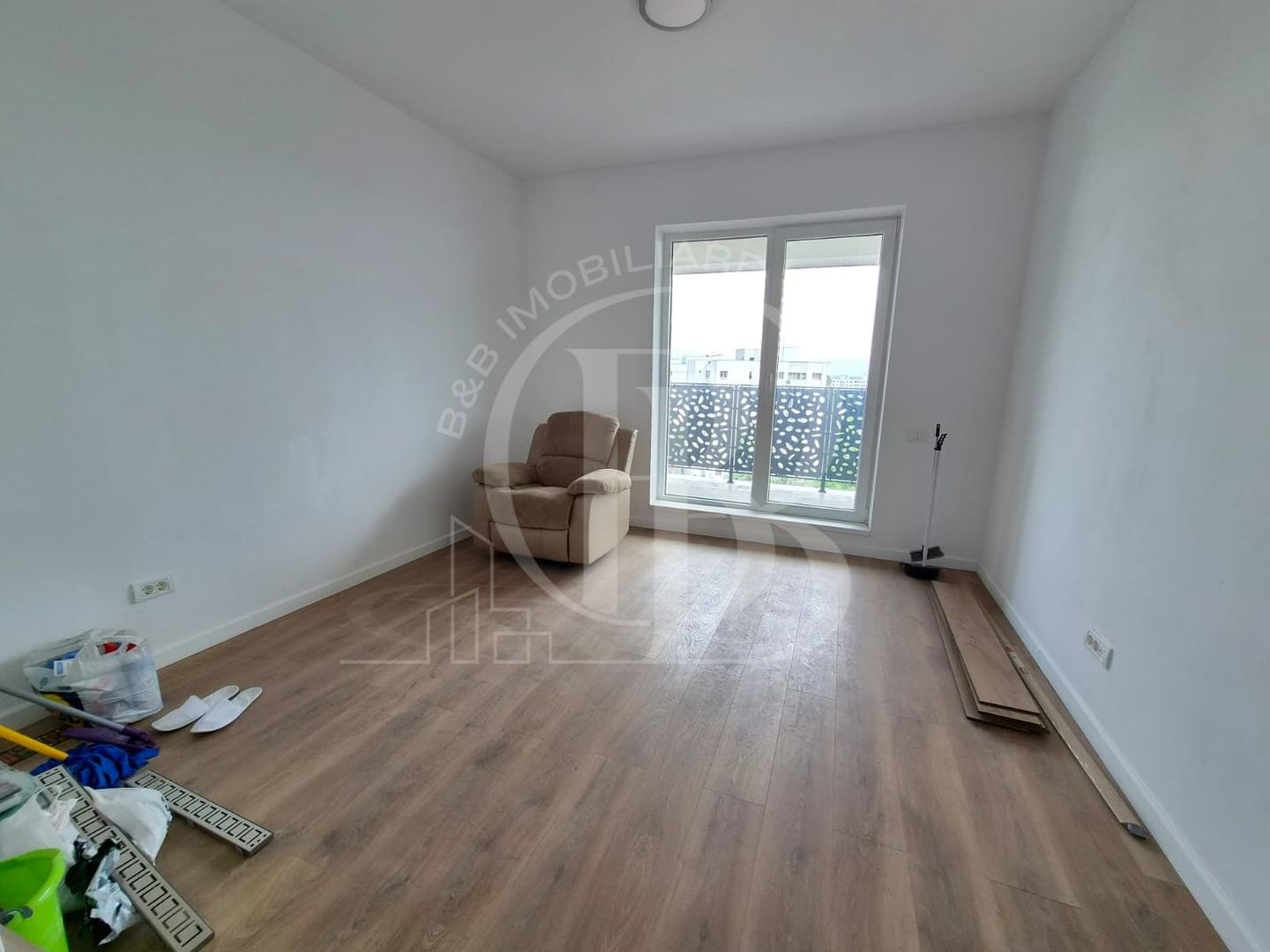 3 camere Loc de parcare inclus Terasa 35mp Liviu Rebreanu - Poză 16