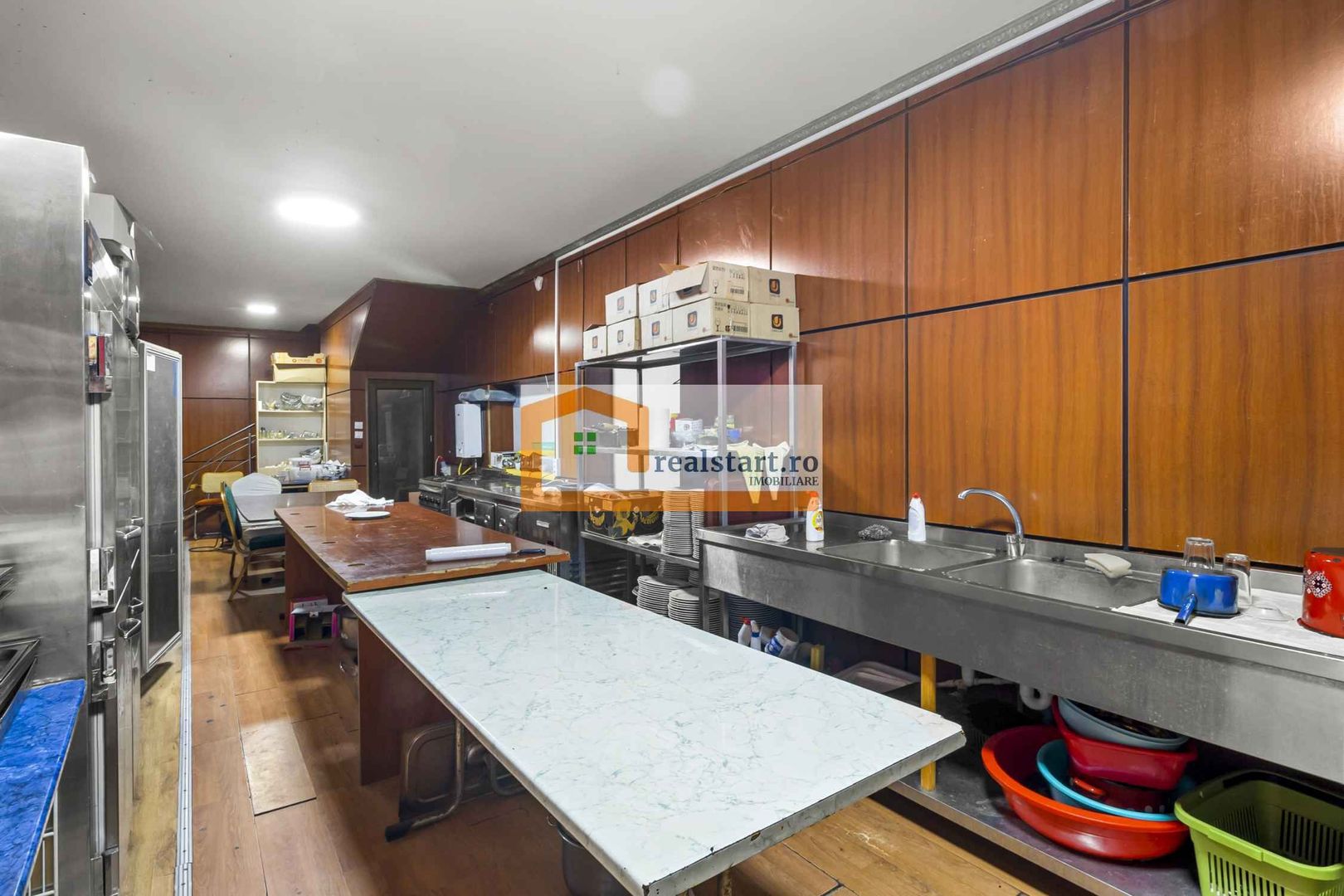 Cladire Multifunctionala - Ideal Investitie - 700mp cladire - 1590 mp teren - Poză 24