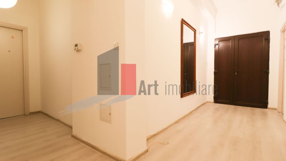 Apartamentul "REHEGUA" , stradal, bloc "REABILITAT" - Poză 17