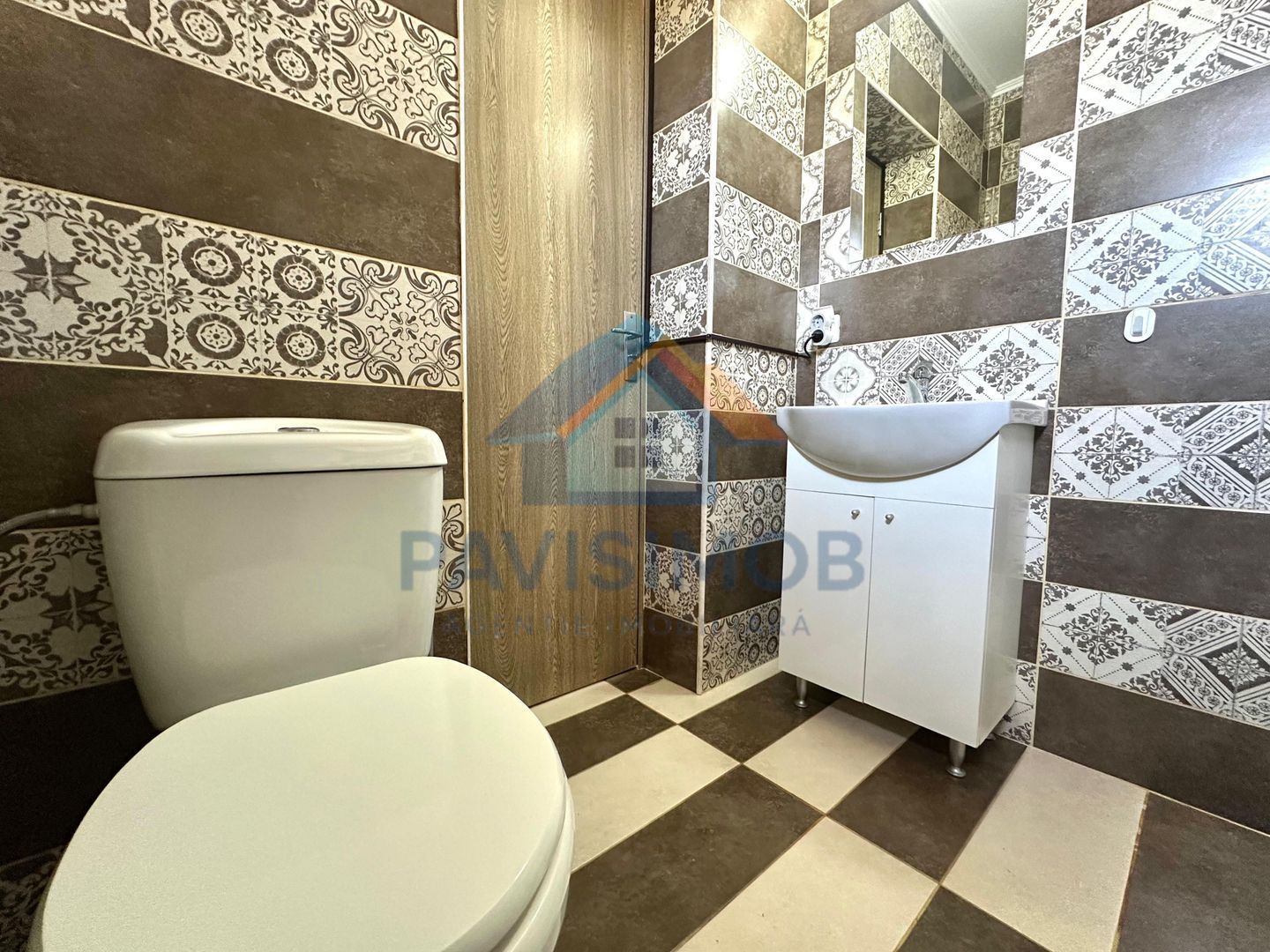 Casă de închiriat Sânpetru – curte + parcare - Poză 9