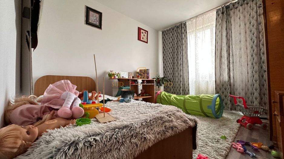 Vanzare Apartament 4 Camere Oltenitei Comision 0% - Poză 3