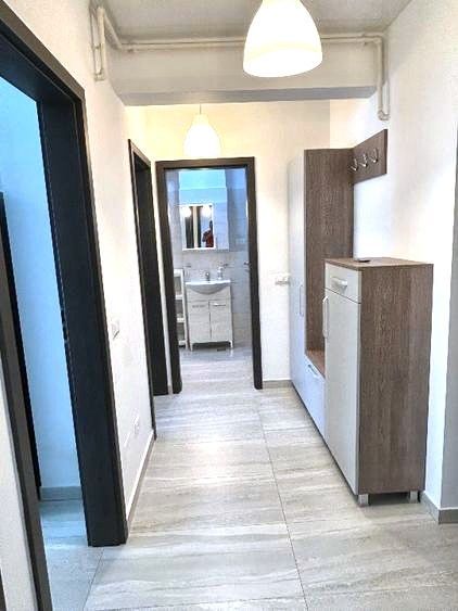 🚇 Închiriez Apartament cu 2 camere, la 50 m de metrou Mihai Bravu - Poză 6