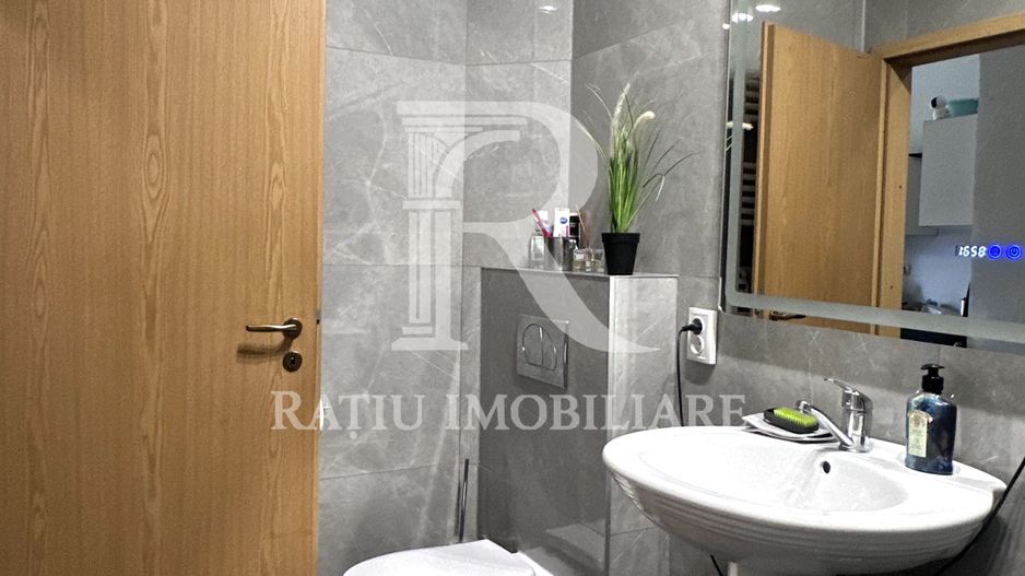 Apartament cu 3 camere la casa + Garsoniera | Ultracentral | Oradea - Poză 12