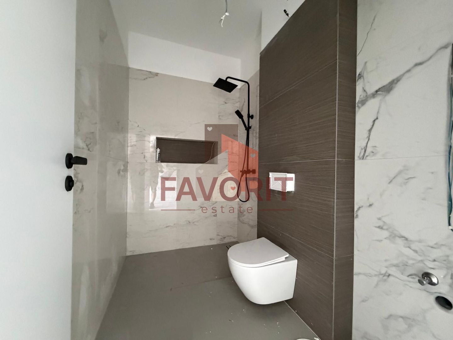3 camere | 83 mp | Gradina proprie 50 mp | Bloc nou | dressing | 2 bai - Poză 8