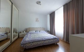 Casa de vanzare cu 2000mp de teren in Ciugud - Poză 6