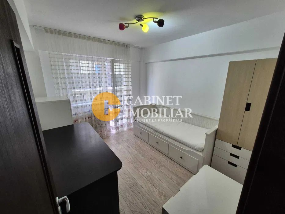 Apartament 3 Camere Decomandat - Zona Galata - Poză 2