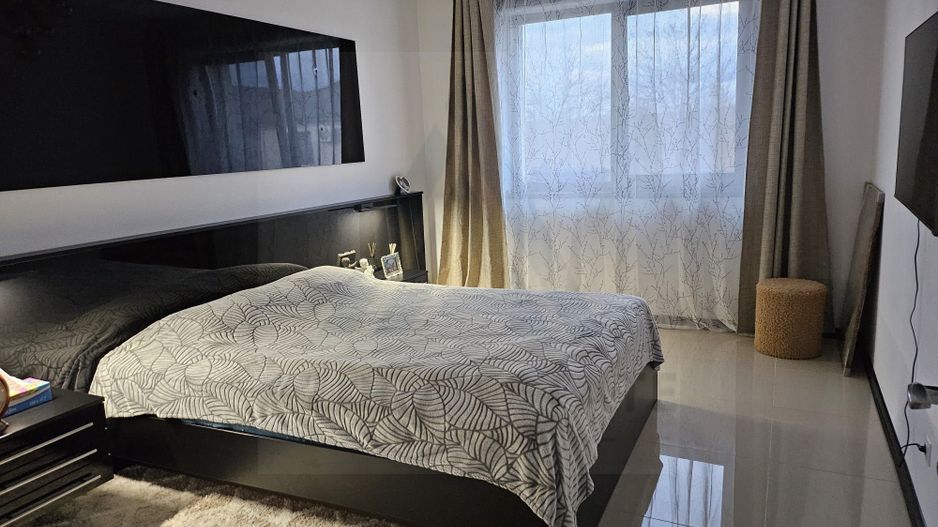 Casa moderna 4 camere 2 bai teren 500 mp terasa si pod in Selimbar - Poză 3