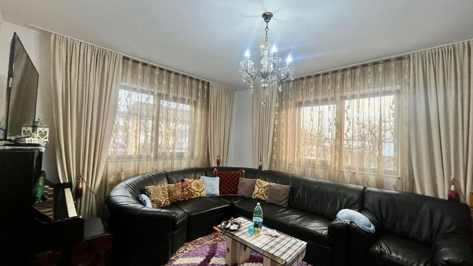 Casă spațioasă P+E+M | 43 ari teren | Mobilată & utilată | Iaslovăț - Poză 2