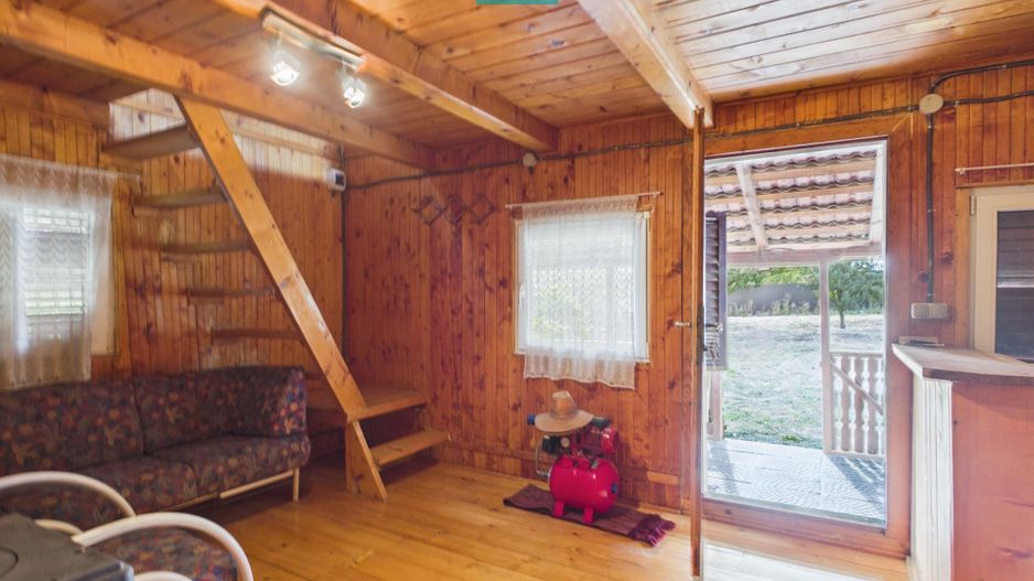 Casă din lemn în Uileacu de Munte – teren 2140 mp - Poză 6