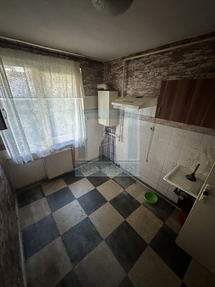 Apartament 3 camere  Tractorul - Poză 3