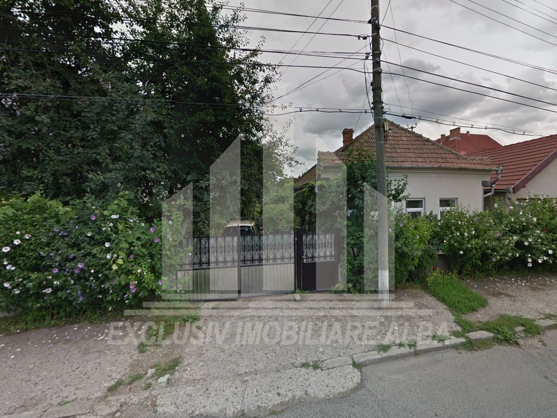 Casa individuala de vanzare, Cetate - Poză 1