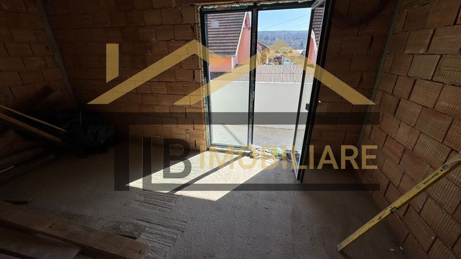 Apartament cu 2 camere, parcare, 50mp, Zona Sangeorgiu de Mures - Poză 8