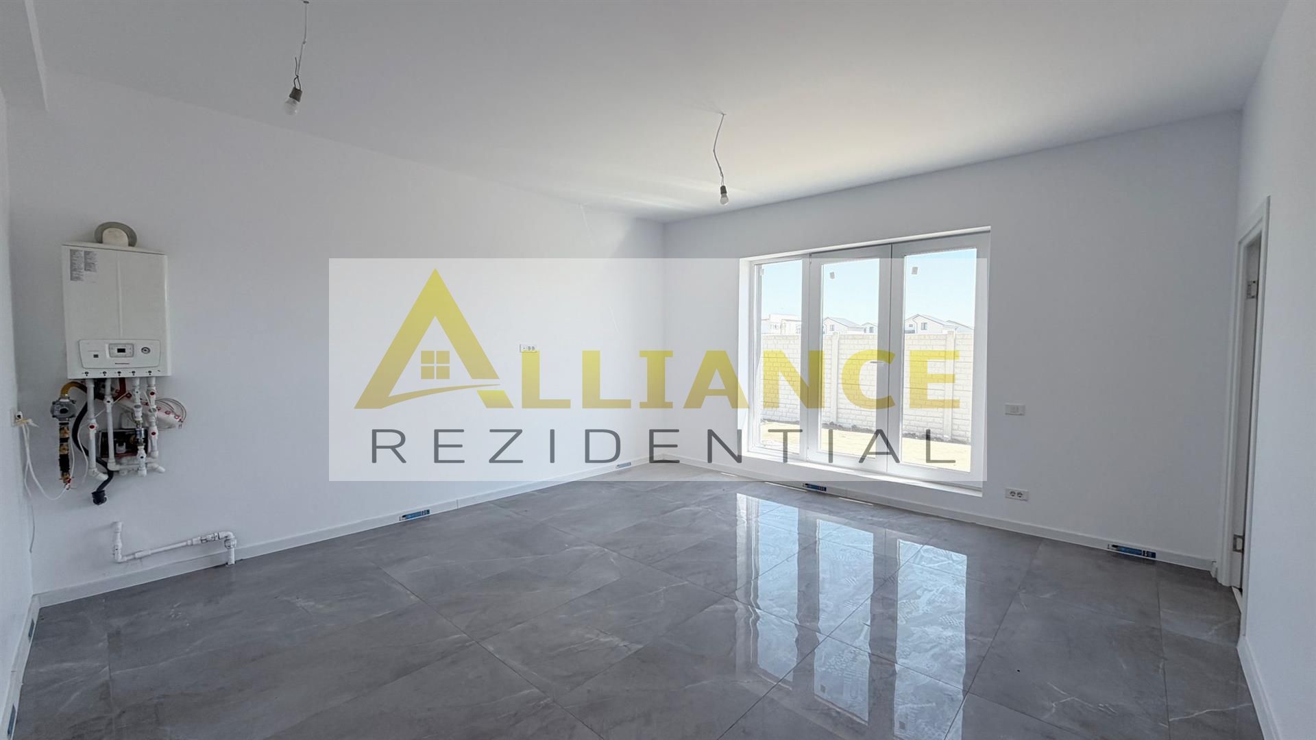 Casa Individuala - 4 camere - 2 bai - 386 mp teren - Poză 8