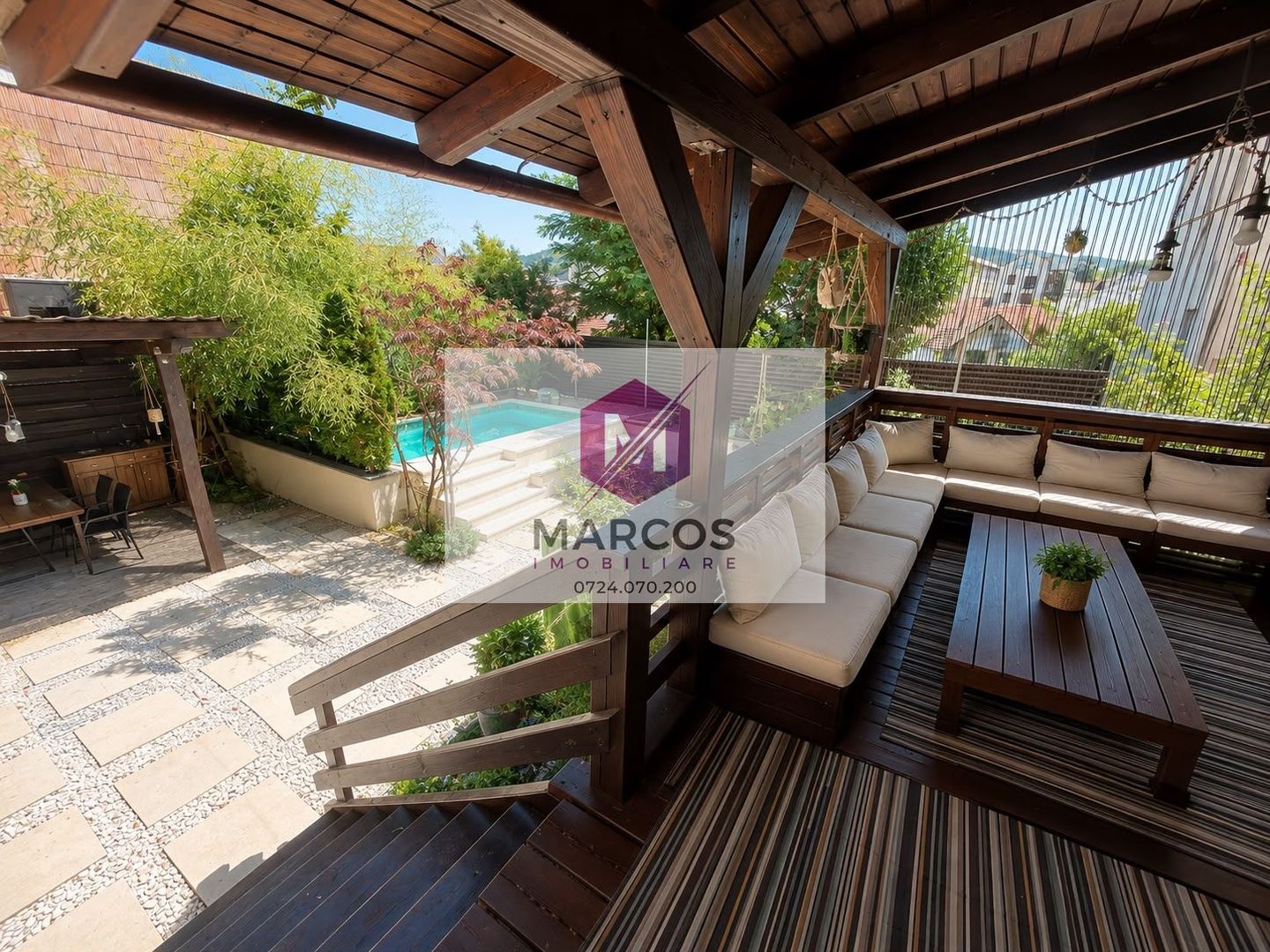 Vila 7 camere zona centrală - Poză 1