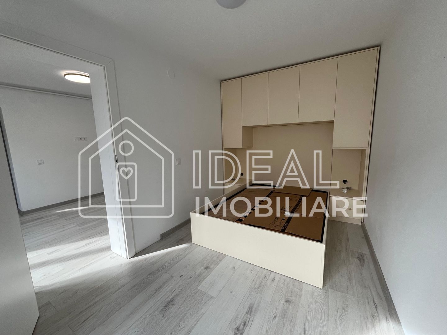 Apartament 2 camere - zona Țiglari - Poză 1