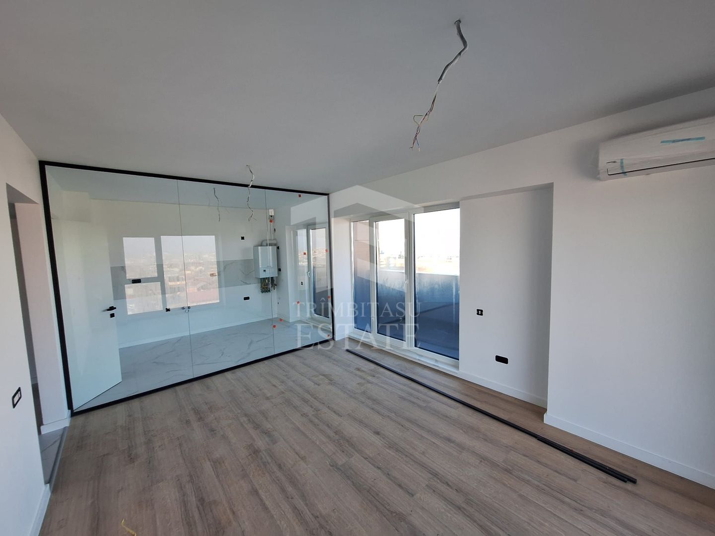 3 CAMERE - 2 BAI-2 BALCOANE - ULTRAFINISAT FINALIZAT  TITAN PALLADY - Poză 12