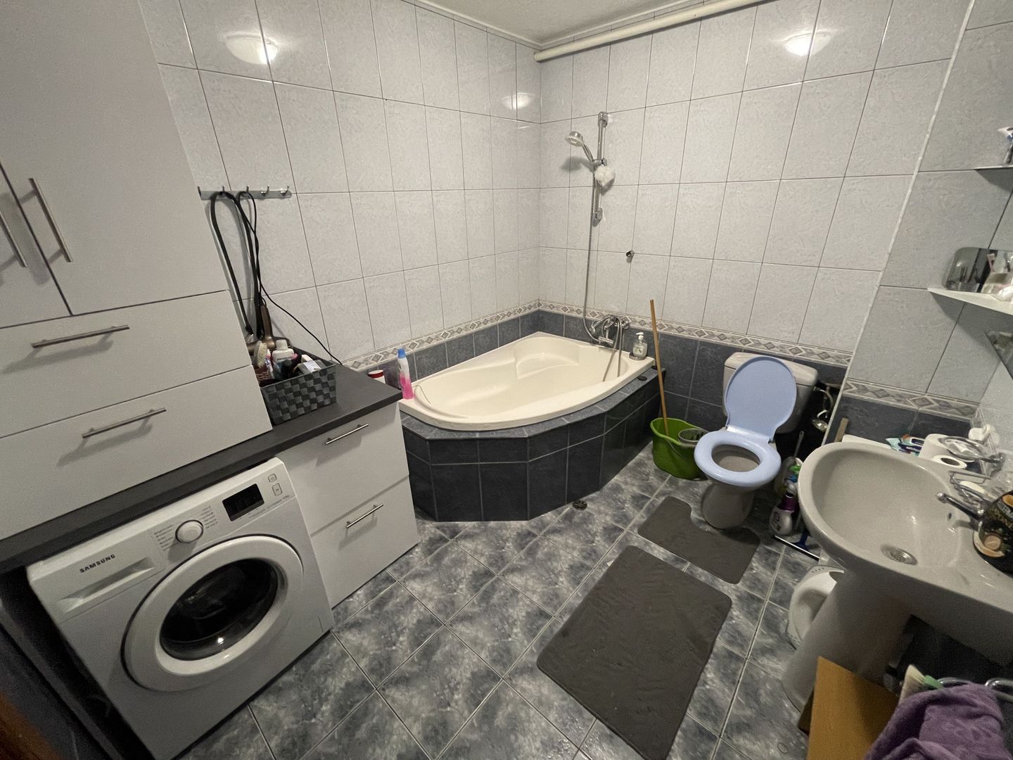 Casa S+P+E+M | 605 mp utili | 10 camere | 3 bucatarii | 4 bai | 3 terase | Garaj - Poză 33