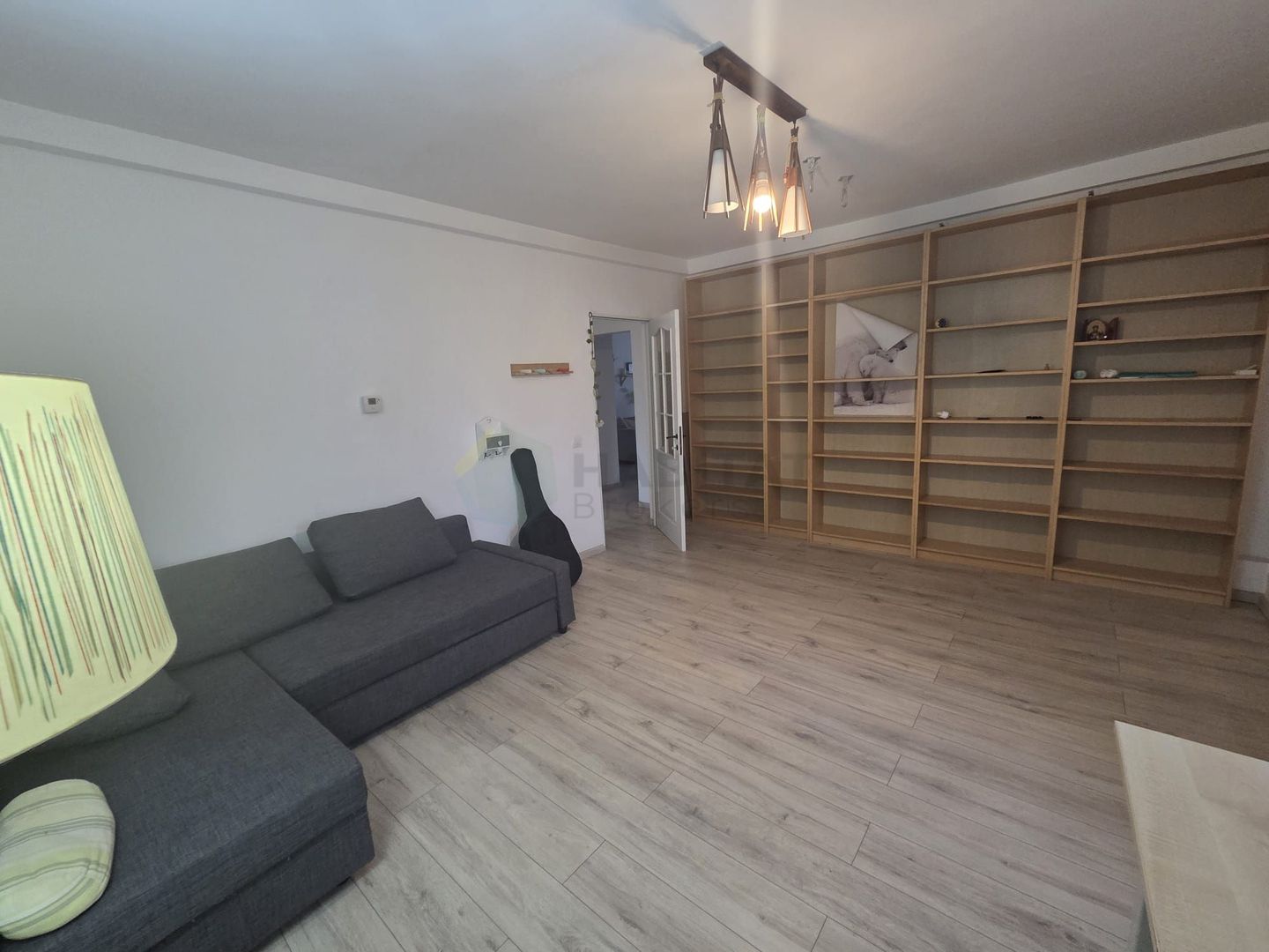 Apartament de vânzare – 3 camere/ Zona 13 Septembrie / Parcul Sebastian - Poză 17