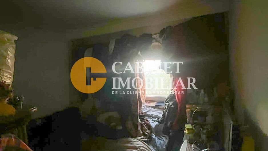 Apartament 4 camere decomandat - Poză 4