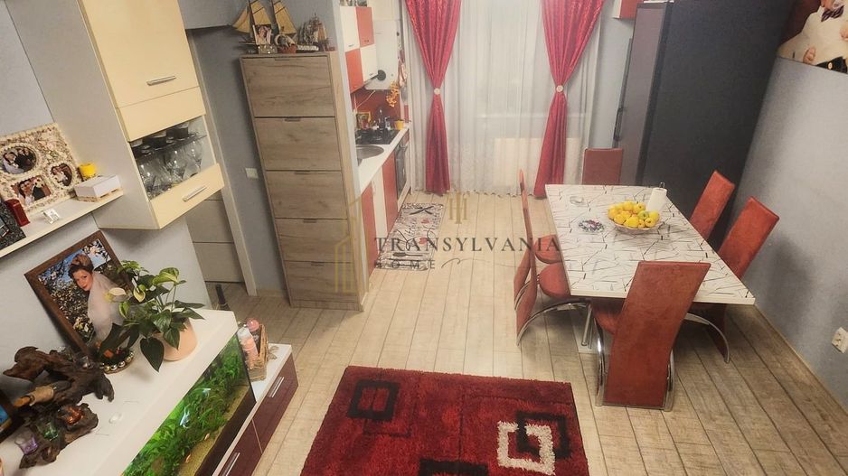 🏡 Apartament 3 camere la etaj intermediar, Zona Calea Surii Mici - Poză 3