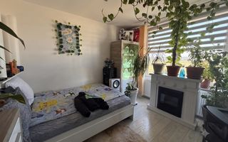 Apartament 3 camere, etaj 3, balcon și loc de parcare - Poză 2