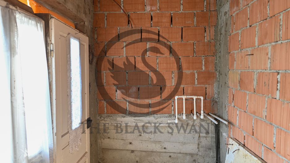 Casa la rosu de vanzare | Iordacheanu - Valea Cucului | Comision 0% - Poză 18