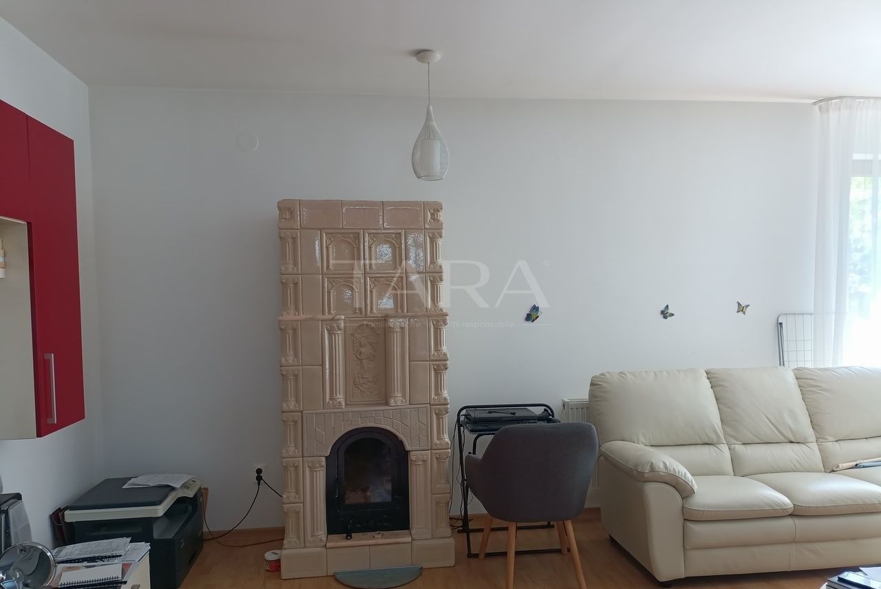 Locuință modernă într-o zonă verde, zona Faget - Poză 4