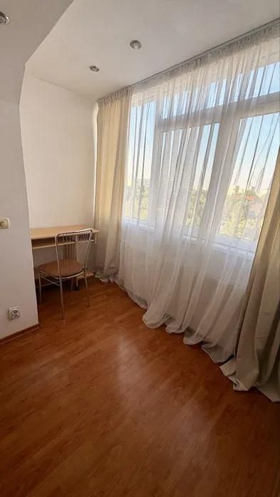 AP. 2 CAMERE- APARATORII PATRIEI, PARCARE INCLUSA, METROU, BOILER - Poză 3