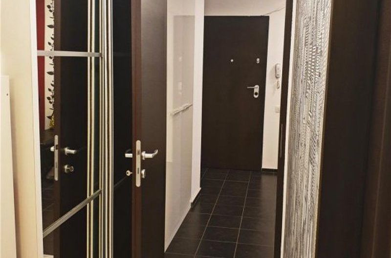 Apartament 4 camere in Aviatiei, mobilat si utilat complet,loc parcare - Poză 5