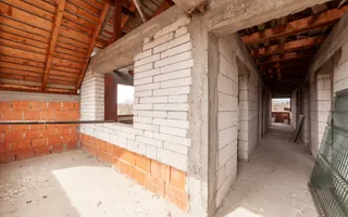 La 2 min de Campulung Muscel – 344 mp utili+ teren 4.563 mp -utilizare multiplă! - Poză 18