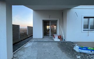 Duplex cu 4 camere despărțit prin camera tehnica | Mosnita Noua - Poză 2