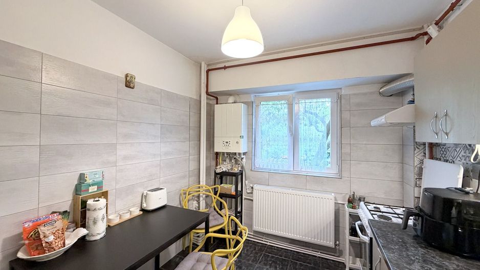 2 camere | etaj 1 | vedere spate | centrala proprie | Stefan cel Mare - Poză 7