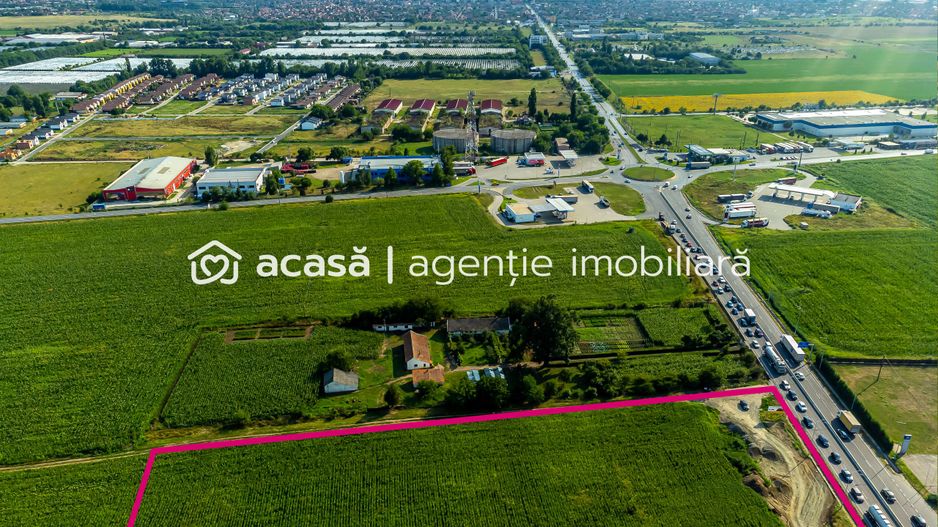 Teren vis-a-vis de reprezentanța Ford Arad - Poză 1