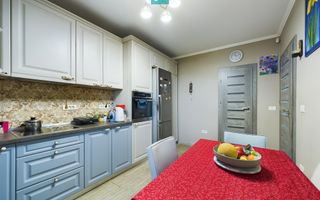 Duplex 1/2 Moşniţa Nouă - Poză 10