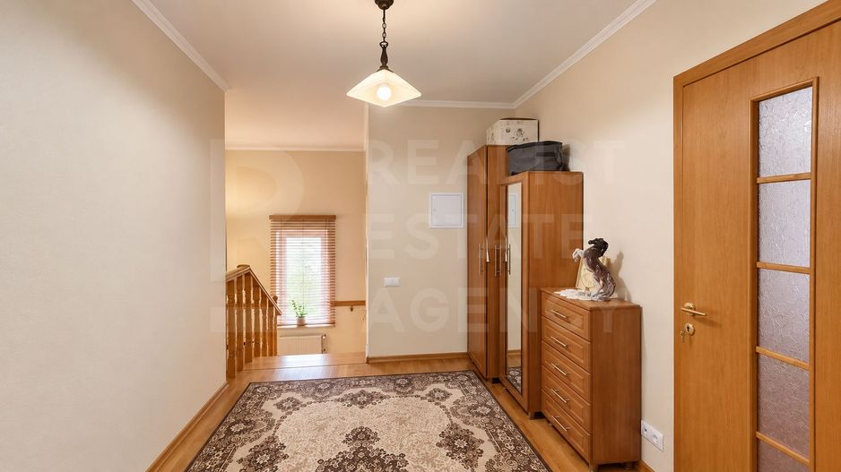 Chirie, casă, 5 camere, Strada Guţu Valentin, Centru - Poză 19