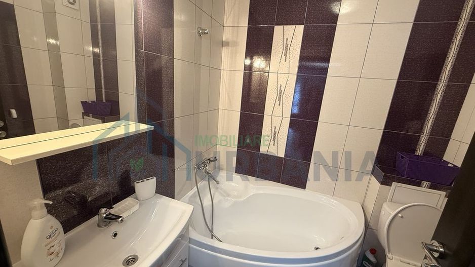 Inchiriez apartament 2 camera Nicolina 1 - Poză 4