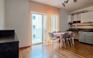 Apartament de închiriat, 40 mp, 2 camere, zona Eroilor, Floresti