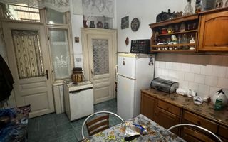 Apartament 3 camere , 98 mp utili - zona Centrul Istoric - Poză 2