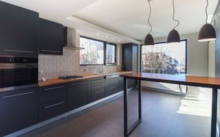 Vila deosebita cu 6 camere in Zorilor si teren de 760 m2 - Poză 8