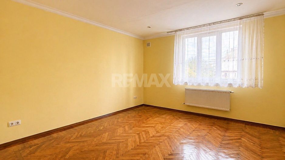 Casă + teren 7,48 ari și garaj – Drochia | 178 m² | 55.000 € - Poză 15