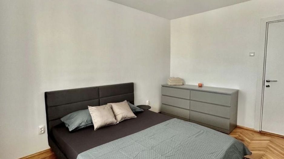AP. 2 CAMERE- STEFAN CEL MARE, BLOC REABILITAT, MASINA DE SPALAT VASE - Poză 2