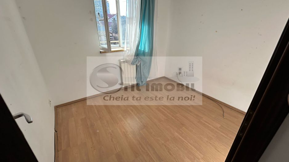 Apartament 2 camere decomandat GreenPark 90000 euro - Poză 3