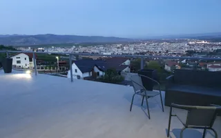 Casa moderna | 2 terase | Vedere Panoramica | Deva | - Poză 11