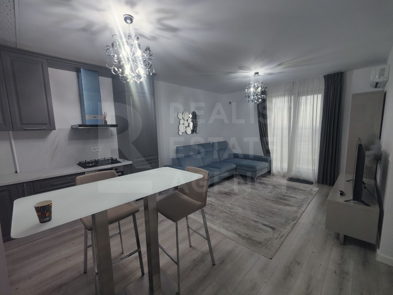 Vânzare, studio dublu + parcare înclusă în preț, Constanța - Poză 2