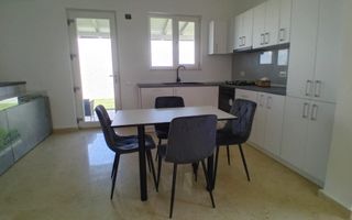 Casă modernă cu design premium, 121 mp utili | Curte proprie, la Cheie - Poză 8
