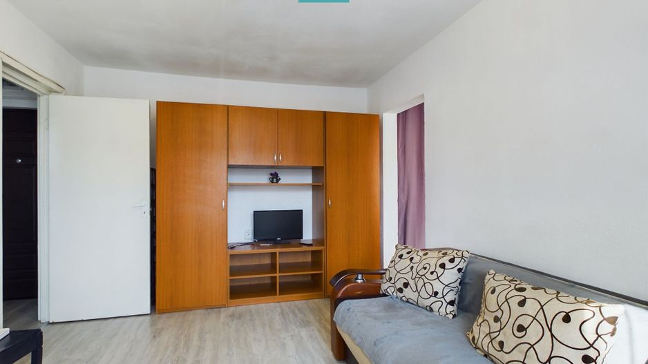 Apartament cu 2 camere de închiriat în Vlaicu - Poză 3