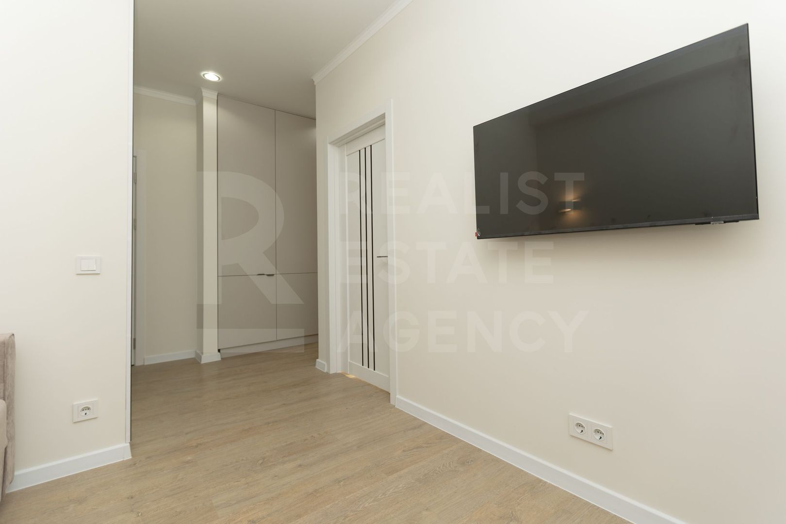 Vânzare, apartament, 1 cameră + terasă, str. N. Testemițanu, Centru - Poză 8