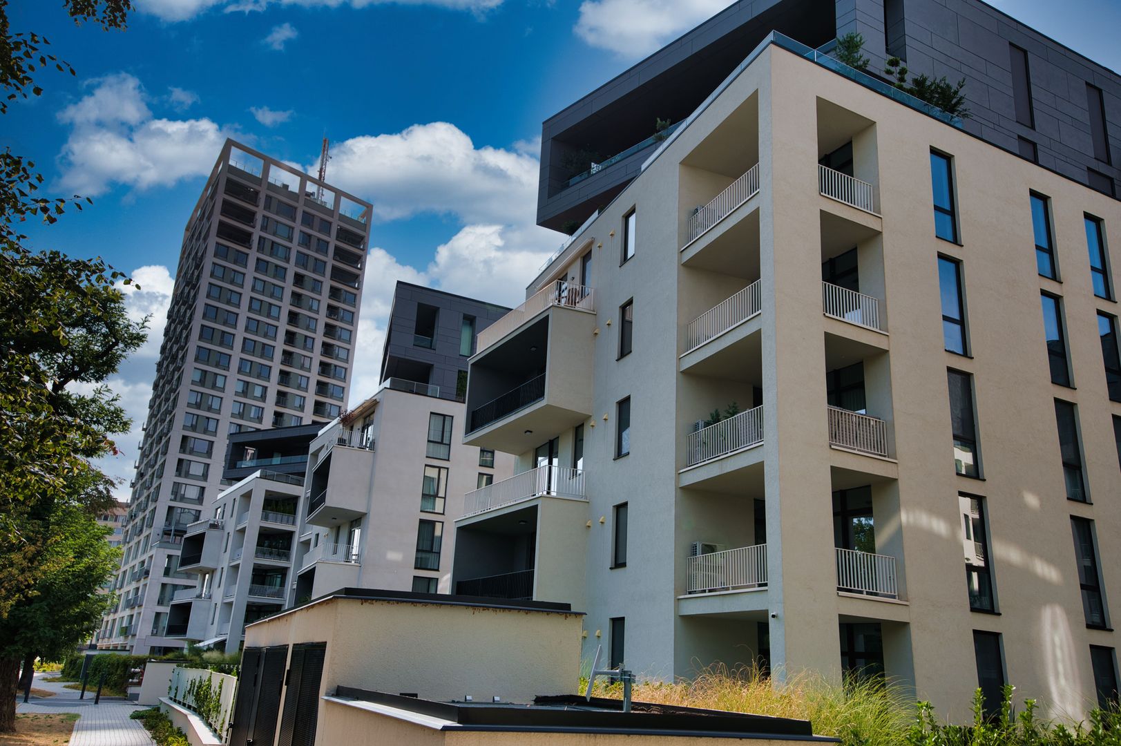 Apartament Luxos de Închiriat în Complexul Rezidențial ISHO - Poză 24