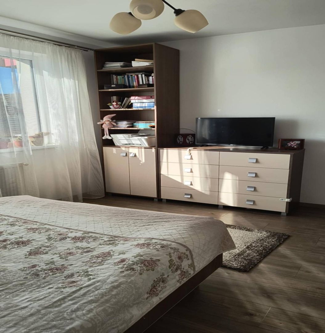 BRASADAS vinde ap 3 cam etaj 3/4 în Floreşti. - Poză 8